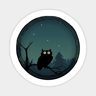 Night owl in the forest Magnet