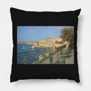 Grand Harbour, Valletta, Malta Pillow