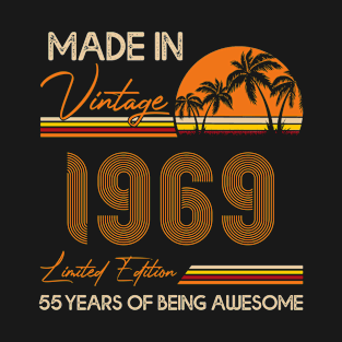 D4641969 Made In Vintage 1969 Limited Edition 55 Being Awesome T-Shirt