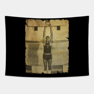 Wilt Chamberlain - Vintage Design Of Basketball Tapestry