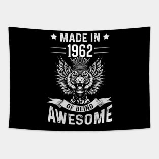 Made In 1962 62 Years Of Being Awesome Birthday Tapestry