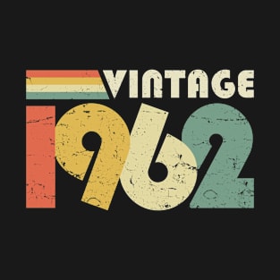 Vintage 1962, 60th Birthday Gift Distressed Design T-Shirt