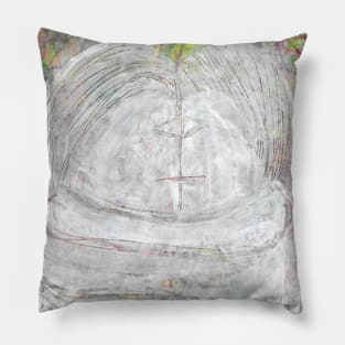 The kiss - 1 tribute to Brancusi Pillow