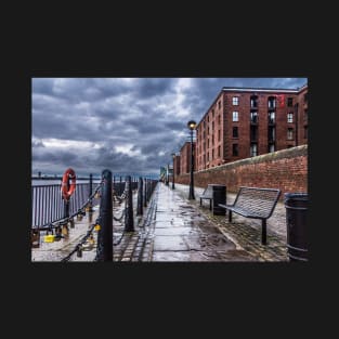 Albert Dock  Liverpool T-Shirt