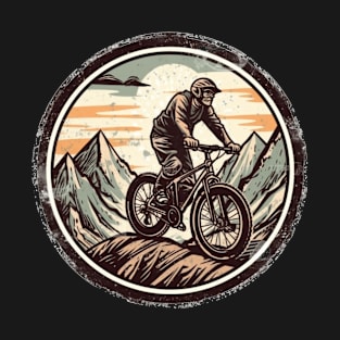 Vintage Mountain Biker: Downhilling the mountains T-Shirt