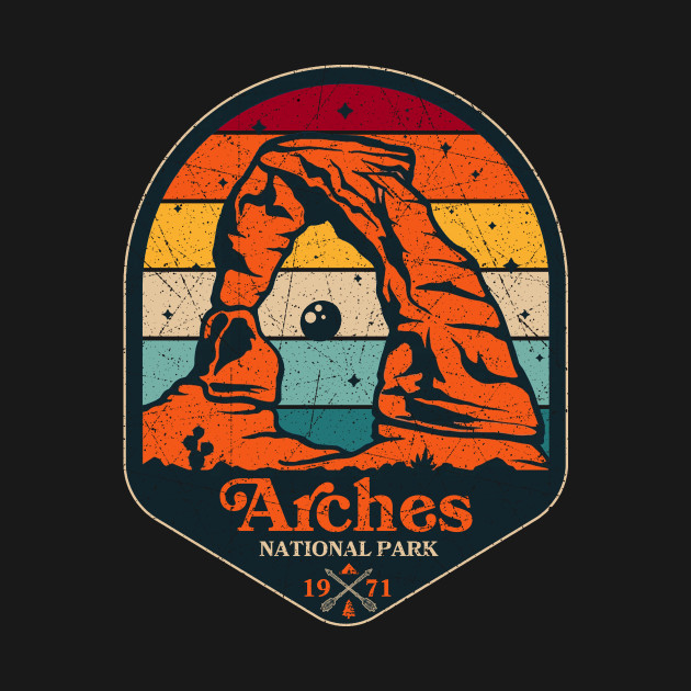 Discover Arches national park vintage - Arches National Park Vintage - T-Shirt