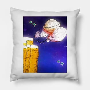 Flying saucers bywhacky Pillow