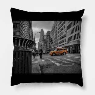 Yellow Taxi, Fifth Avenue, Manhattan, New York City, USA Pillow