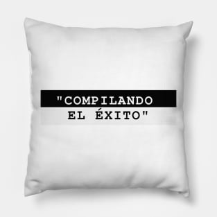 COMPILANDO EL EXITO Pillow