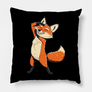 FOX Wildlife Conflicts Pillow