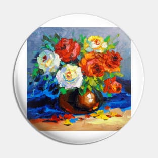 A bouquet of roses in a vase Pin