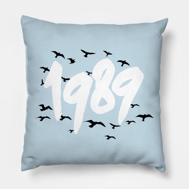 1989 1989 1989 Pillow by TrikoCraft