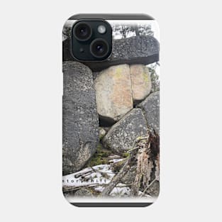 Wonderfull Rock Structure showing multiple colors! Phone Case