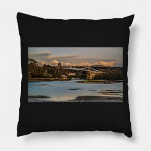 PONT MENAI O YNYS TSILIO Pillow