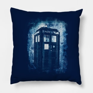 lost in the mist of time Pillow