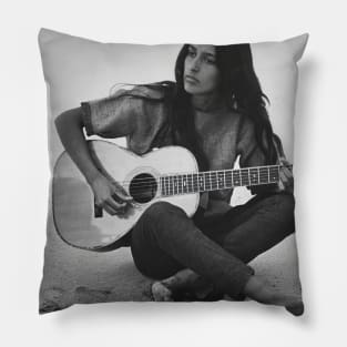 joan baez Pillow