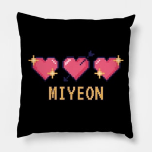 Miyeon Pixel Heart Valentine (G)I-dle Pillow