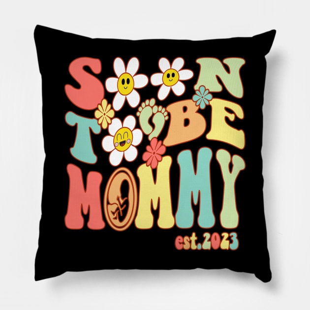 Soon To Be Mommy 2023 Pillow by Vcormier