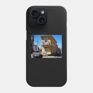 valparaiso corner house Phone Case