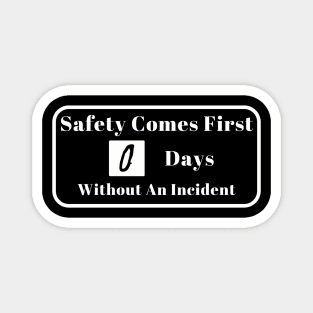 Sarcastic Shirt with "Days Without Incident" Funny Quote Tee, Casual Humor Clothing, Perfect Gift for Friends Magnet