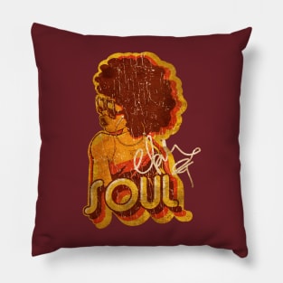 VINTAGE QUEEN SOUL Pillow