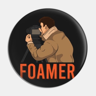 RAILROAD / TRAINS LOVER: Foamer Pin