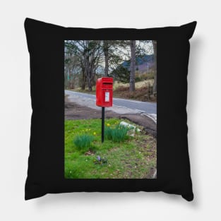 Highland Mail Pillow