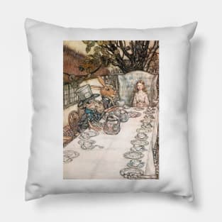 Alice In Wonderland - Arthur Rackham - 5 Pillow