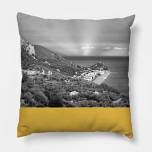 Varigotti e Punta Crena, 2013 Pillow