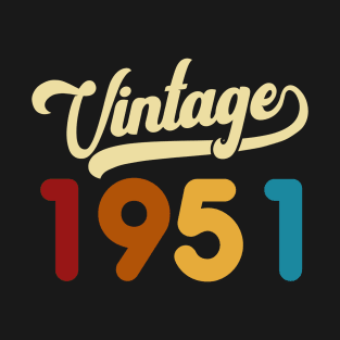 1951 Vintage Gift 69th Birthday Retro Style T-Shirt