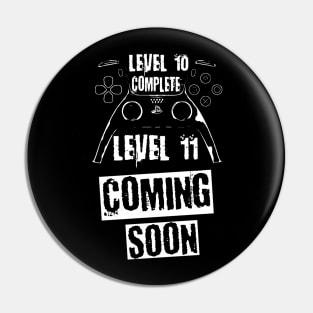 Level 10 Complete, white theme Pin