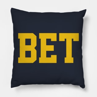 Michigan Bet Michigan Vs Everybody Wolverines Football University of Michigan Jim Harbaugh Sign Stealing Pillow