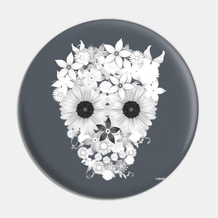 Skull flowers Pin