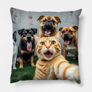 Orange cat taking a selfie with friends Pillow