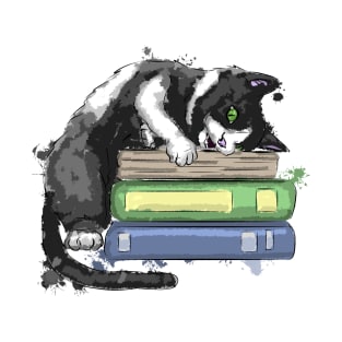 Funny cat with books T-Shirt