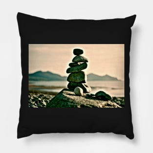 THE ENERGY OF THE STONES Pillow