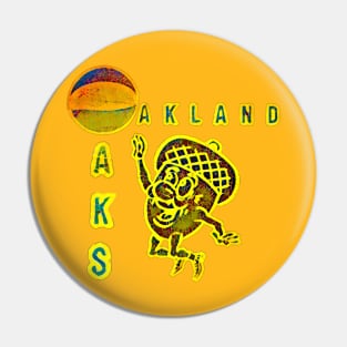 Oakland Oaks Basketball Pin