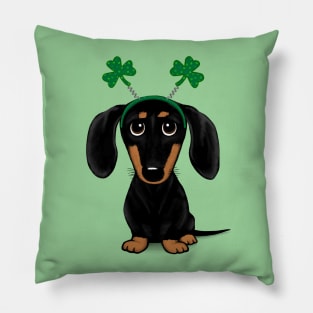 Funny Saint Patrick's Day Dog | Black and Tan Dachshund with Shamrocks Pillow