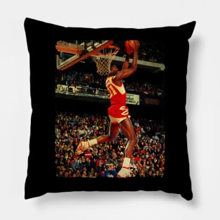 Dominique Wilkins - Vintage Design Of Basketball Pillow