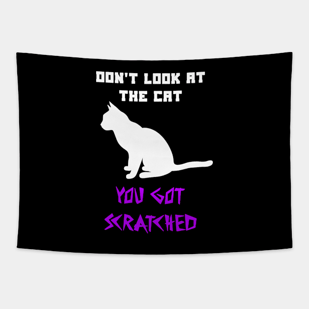 Dont look at the cat Tapestry by Dolta