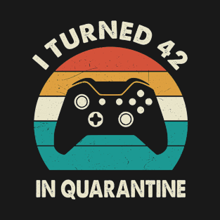 I Turned 42 In Quarantine - Sunset Retro Vintage 1978 42nd Birthday Gift T-Shirt