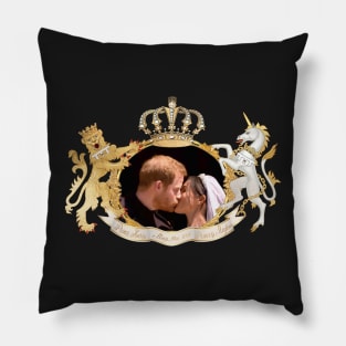 The Kiss, RoyalWedding Prince Harry and Meghan Pillow