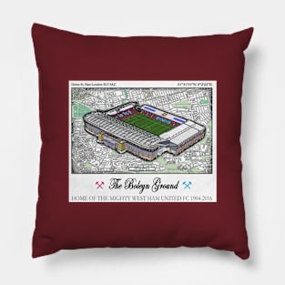 Esat End Cockneys - BOLEYN GROUND Pillow