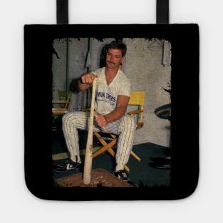Don Mattingly in New York Yankees, 1997 Tote
