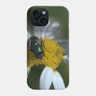 Fly On Daisies Phone Case