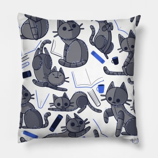 e-Cats & Books Pillow