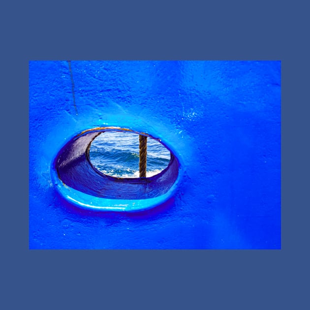 Bull´s eye in a blue iron wall from a ship. 3b by kall3bu