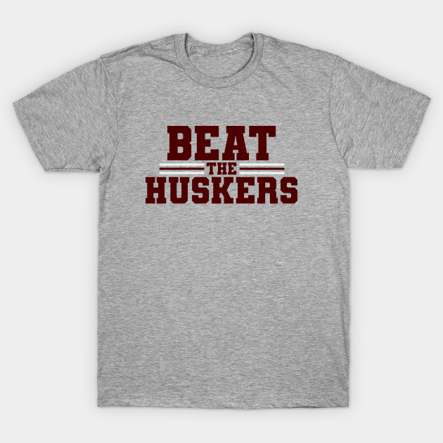 Discover Beat the Huskers // Oklahoma Football - Oklahoma Football - T-Shirt