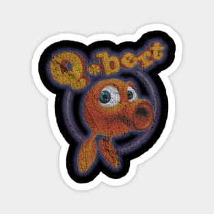 VINTAGE -  Qbert Magnet