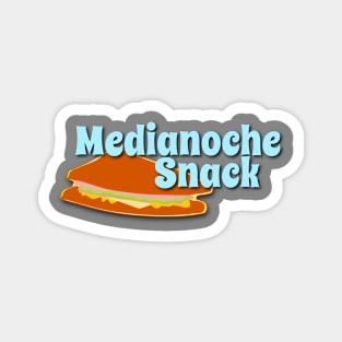 Medianoche Snack Magnet